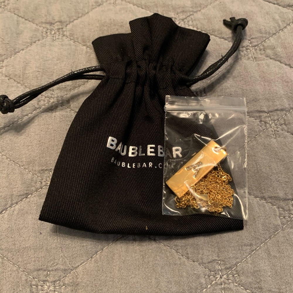 NWOT Baublebar A gold bar necklace
